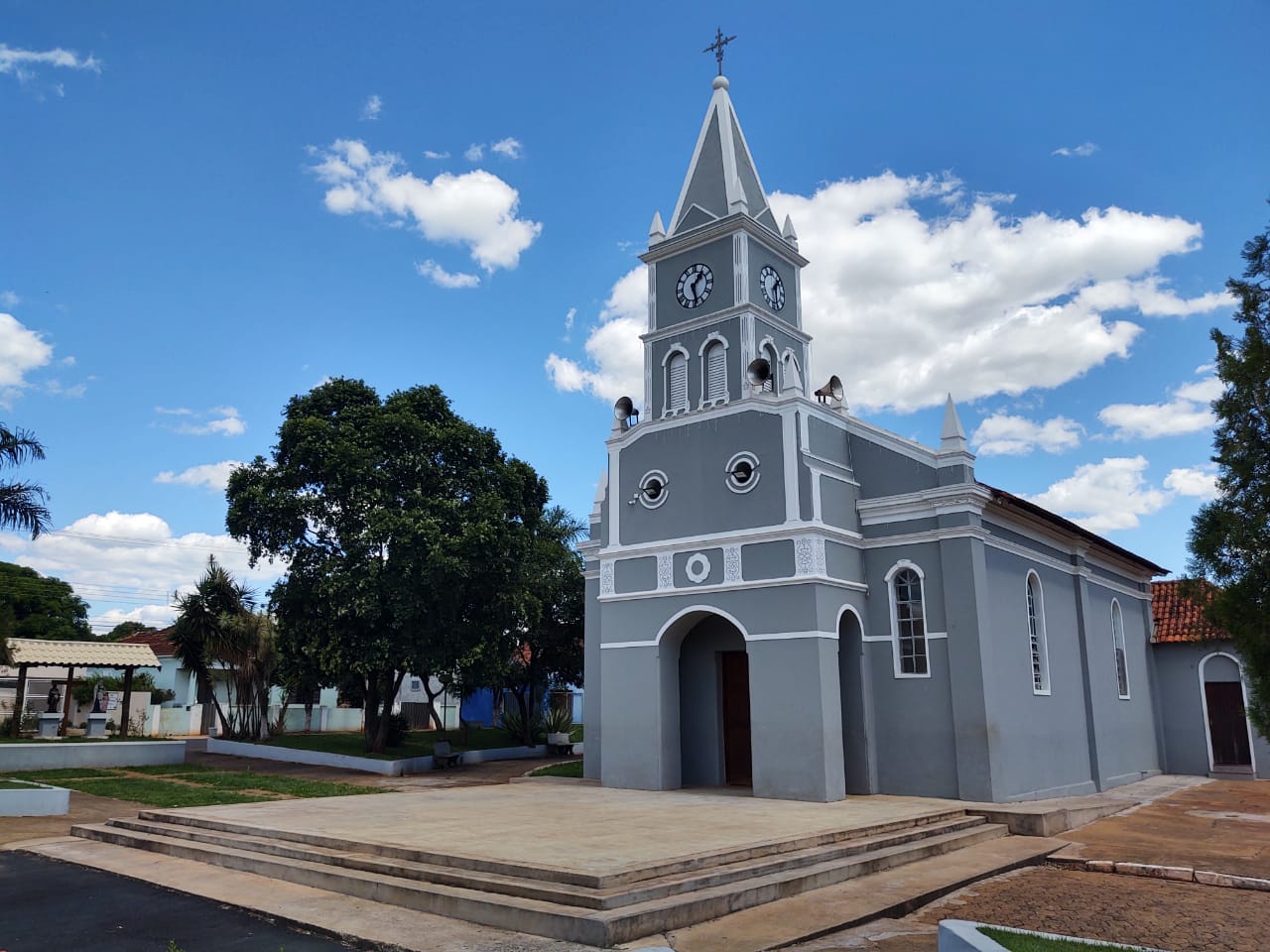 Paróquia Sant'Ana e São Benedito