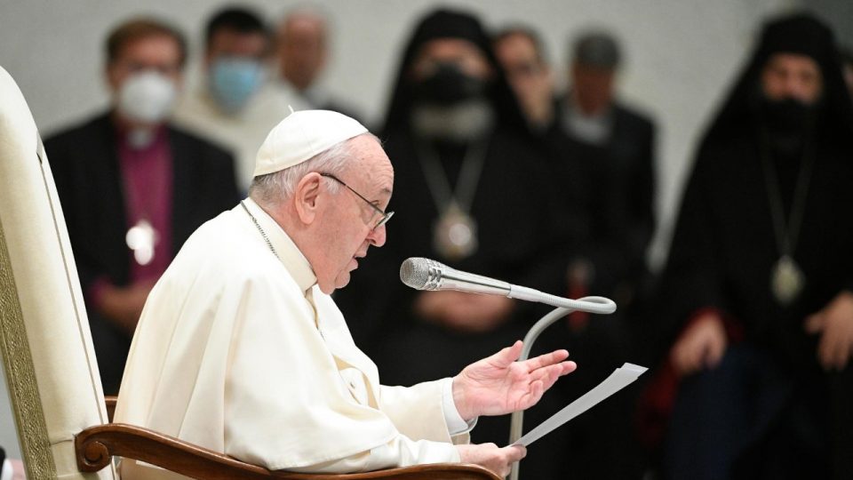 Ângelus: a lei do amor está escrita no coração do homem, diz Papa Francisco