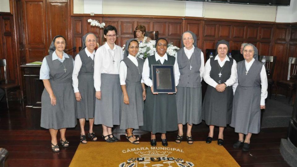 110 anos do Colégio São Carlos foram comemorados pela Câmara Municipal