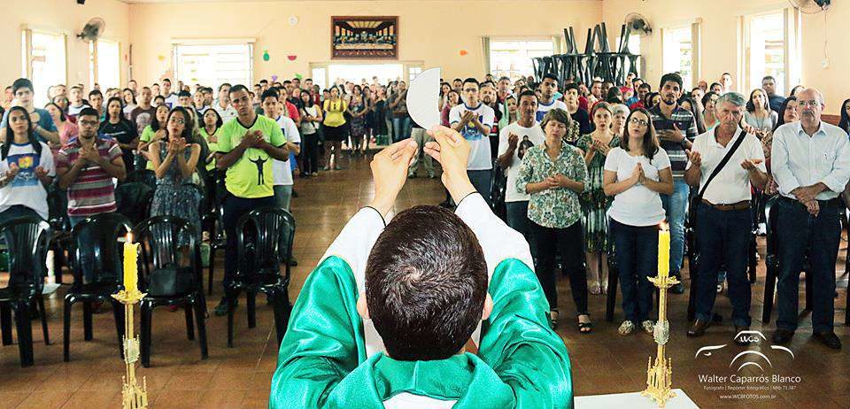 Jovens prestigiam 3ª edição do Hallel São Carlos