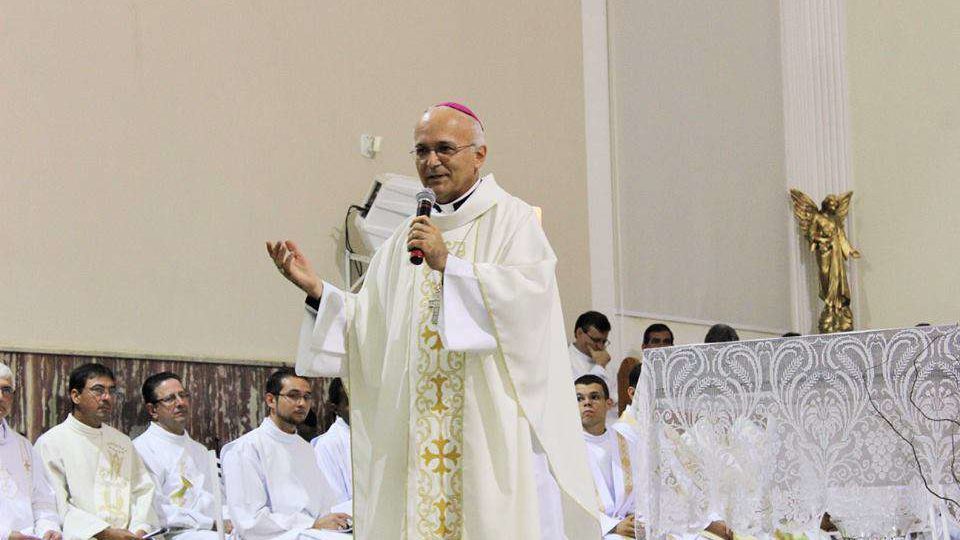 Papa Francisco nomeia Dom Luiz Gonzaga Fechio como novo bispo de Amparo