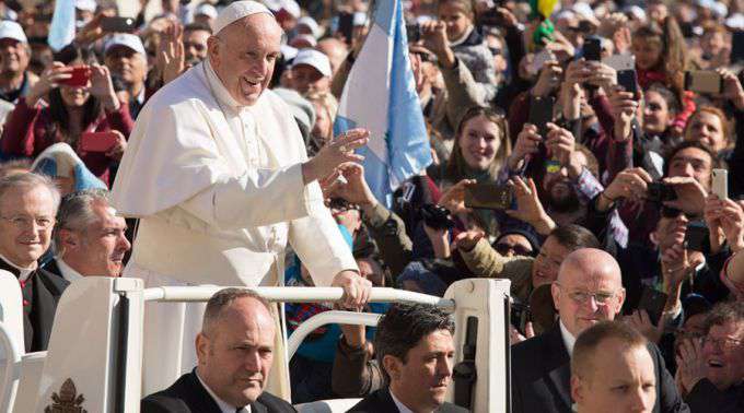 Papa Francisco: “Que nosso amor não seja uma telenovela, não sejamos impostores”