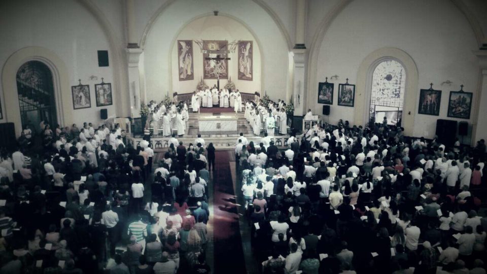 Bispo ordena os primeiros padres desde sua chegada na Diocese