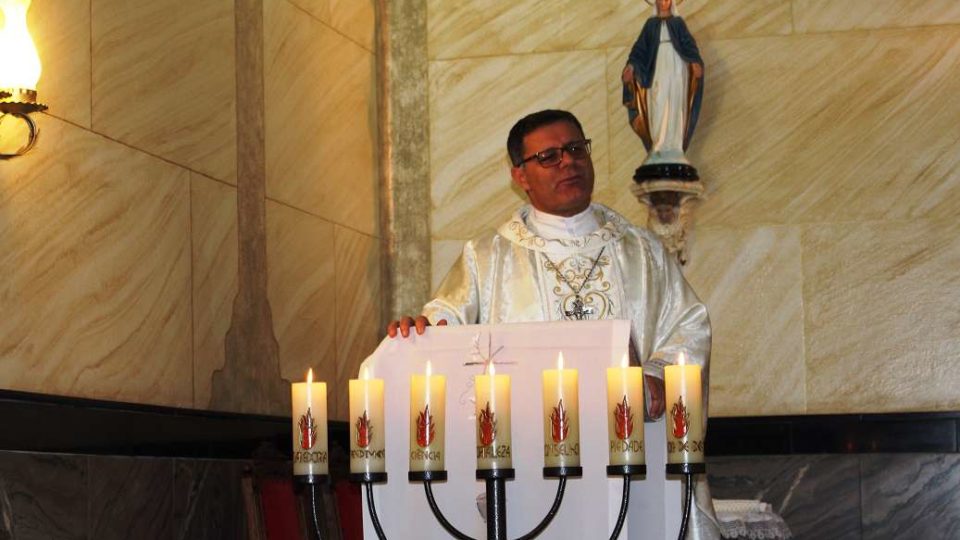 Dom Paulo Cezar preside Eucaristia na Capela Episcopal Nossa Senhora das Graças