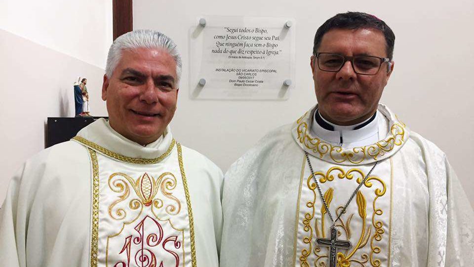 Dom Paulo Cezar empossa Padre Carlos Alberto como Vigário Episcopal do Vicariato São Carlos