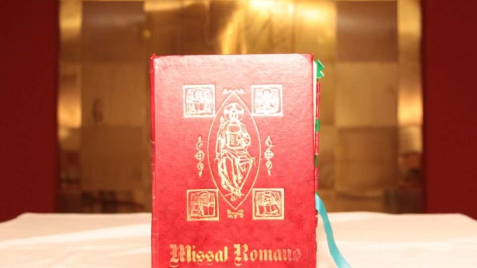 Cetel realiza reunião com vista à continuidade da revisão do missal romano