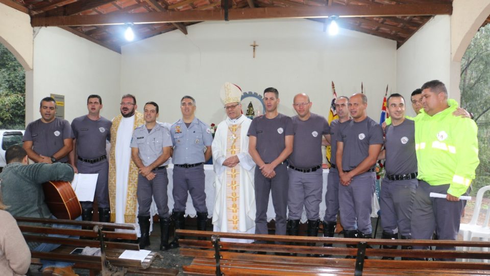 Dom Paulo visita Policiais Rodoviários