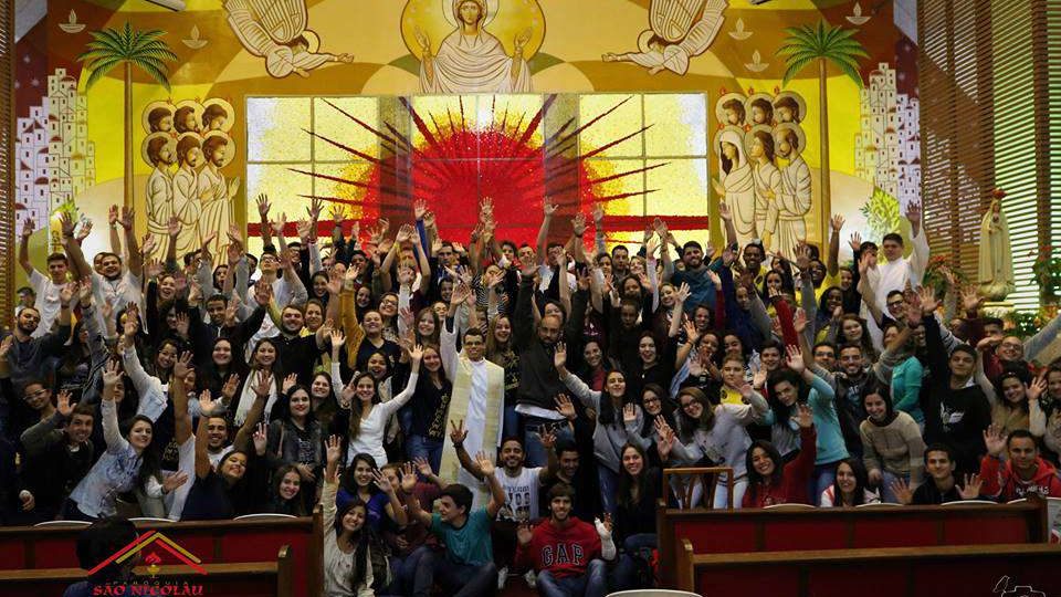 Jovens participaram do Cenáculo da Juventude