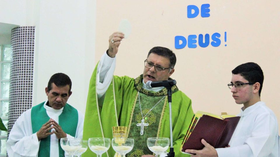 Bispo visita pela primeira vez a Paróquia Santo Expedito em Matão