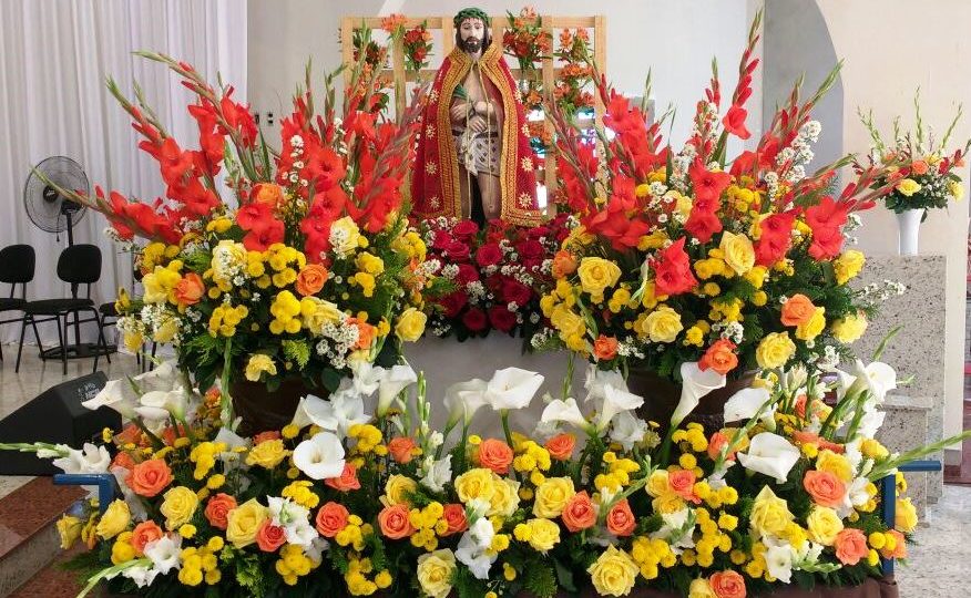 Fiéis do Distrito de Tapinas celebram o dia do Senhor Bom Jesus