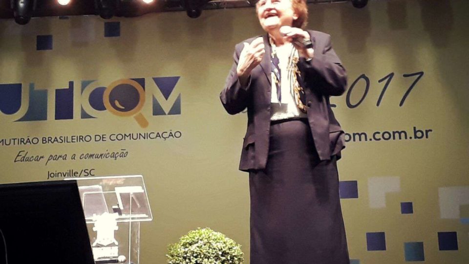 Ir. Helena Corazza e Pe. Mauricio Cruz abrem conferências no 10° Muticom