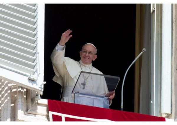 “Não ter medo da cruz de Cristo, verdadeiro amor é sacrifício”, diz Papa