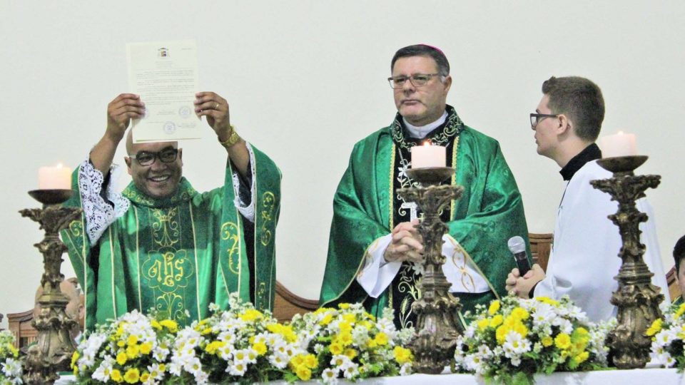 Paróquia Nossa Senhora Aparecida de Bariri recebe Padre Daniel do Carmo