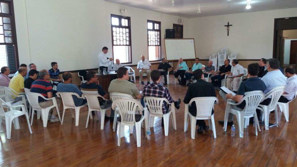 Encontro com os Padres de 16 a 25 anos de Ordenação Sacerdotal