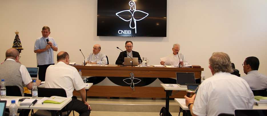 Projeto “IDE” de evangelização juvenil é apresentado no Conselho Permanente da CNBB
