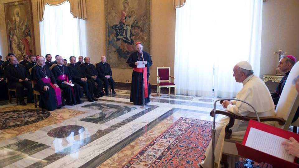 Papa Francisco recebeu estudantes e direção do Colégio Pio Brasileiro, no Vaticano