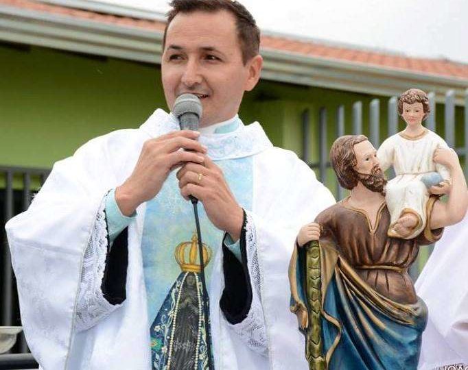 Dom Paulo nomeia Pe. Dionísio dos Santos para Assessor da Pastoral da Criança