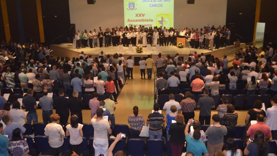 Celebração encerra 25ª Assembleia e inicia Ano do Laicato na Diocese