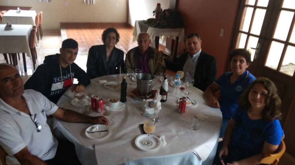 Familiares de Dom Paulo Cezar enviam votos de felicitações pela passagem de seus 25 anos de Ordenação Sacerdotal