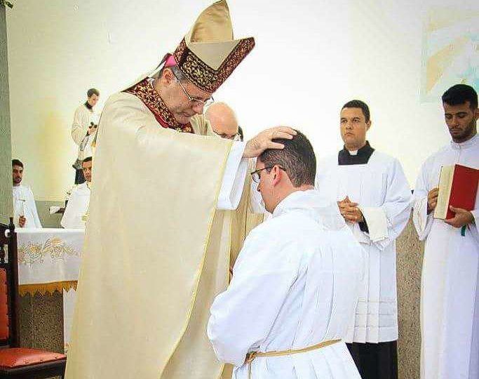 Em Rincão Helton Dias dos Santos é ordenado Diácono Transitório