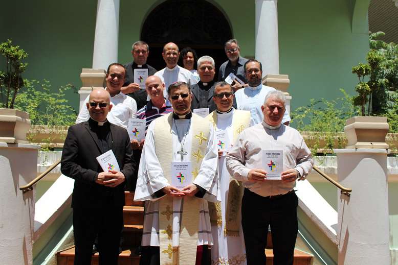 Dom Paulo Cezar promulga Plano Diocesano de Pastoral