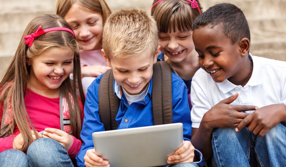 Unicef divulga pesquisa sobre crianças e o ambiente digital