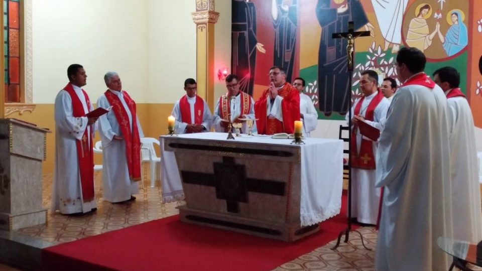 Seminaristas da Filosofia e Teologia iniciam retiro