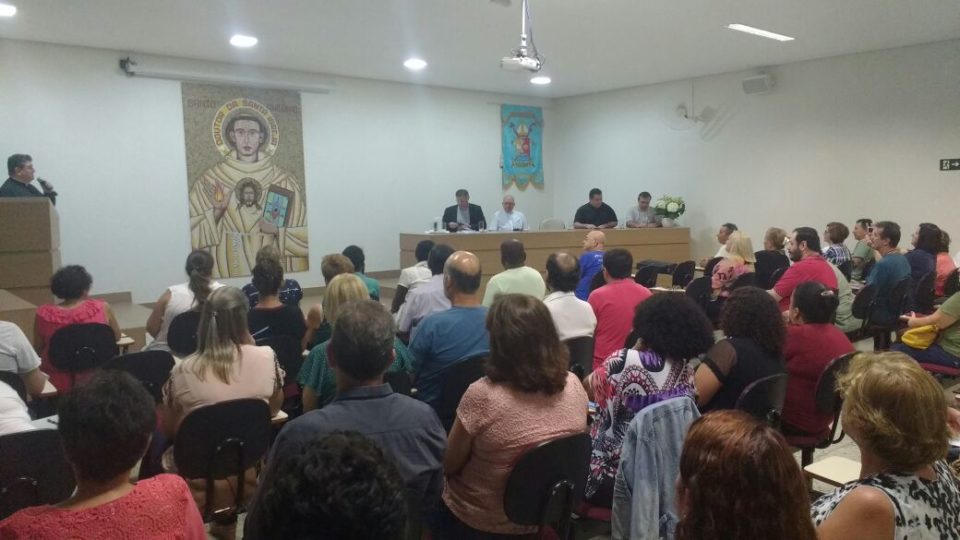 Ano Nacional do Laicato foi tema da aula inaugural do Curso de Teologia