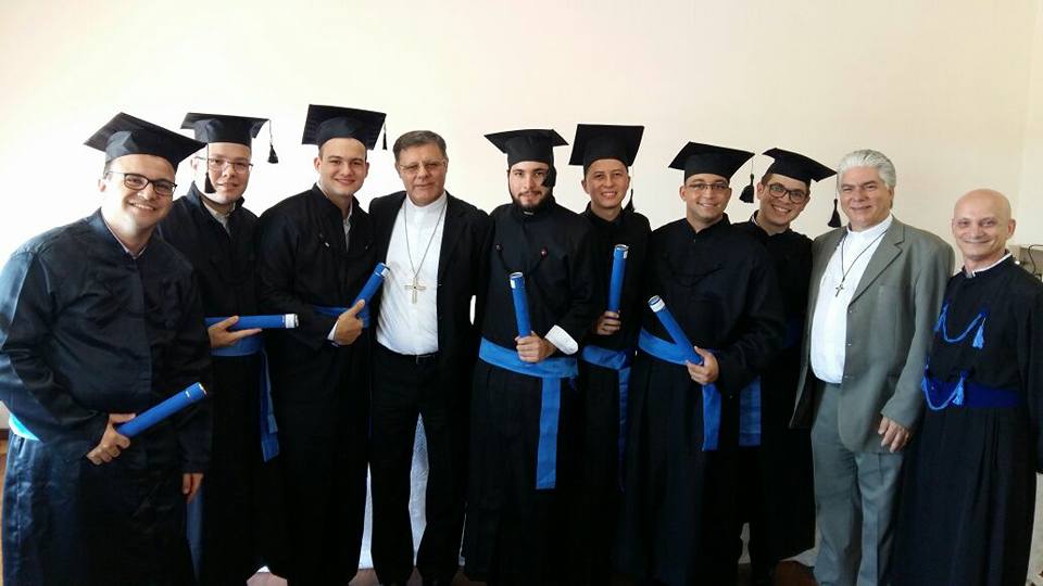 Seminaristas da Diocese recebem Título de Licenciatura em Filosofia