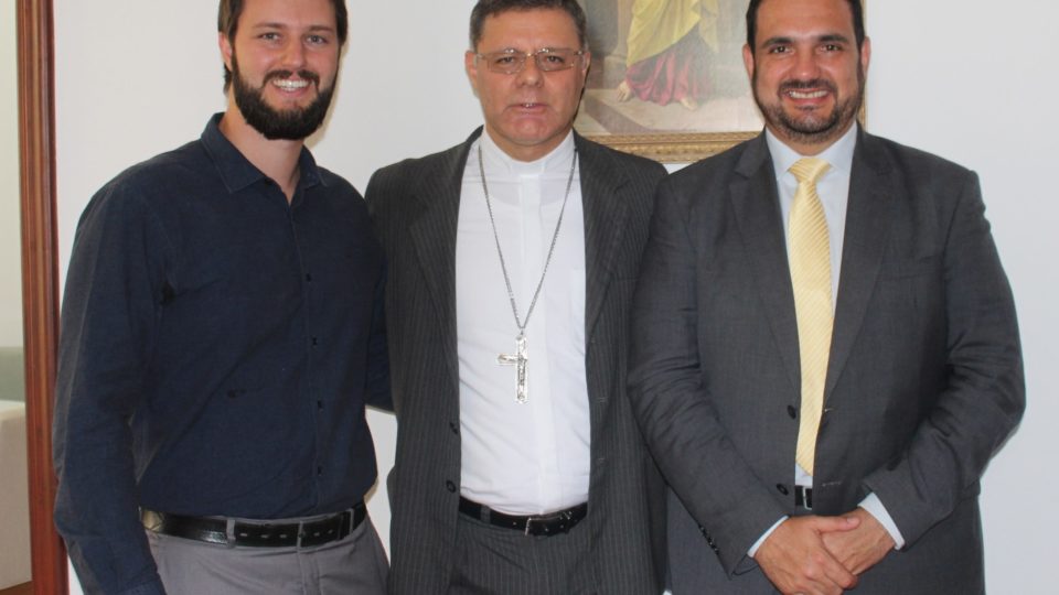 Bispo Diocesano recebe visita do Presidente da Câmara Municipal de São Carlos