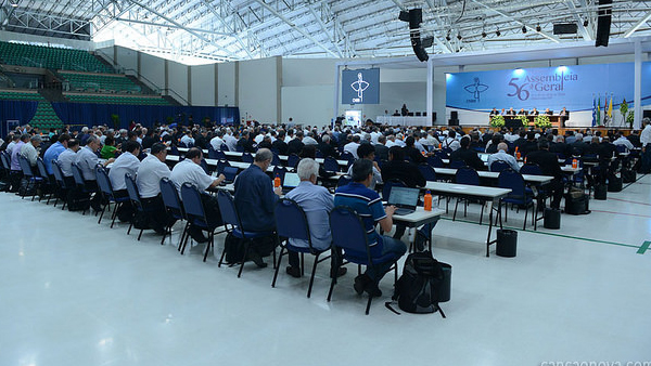 Bispos iniciam escolha de representantes do Brasil no Sínodo dos Jovens