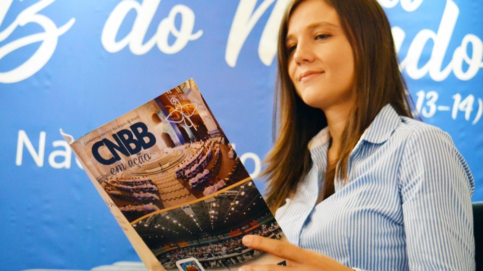 A edição 2018 da revista institucional “CNBB em ação” é lançada na 56ª Assembleia