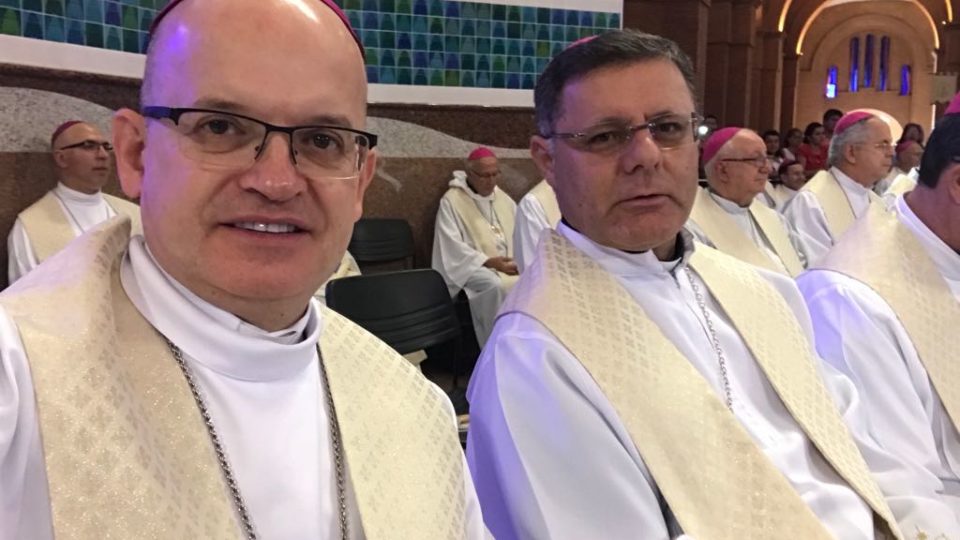 Dom Paulo Cezar e Monsenhor Eduardo Malaspina, participaram do Retiro Espiritual do Episcopado brasileiro