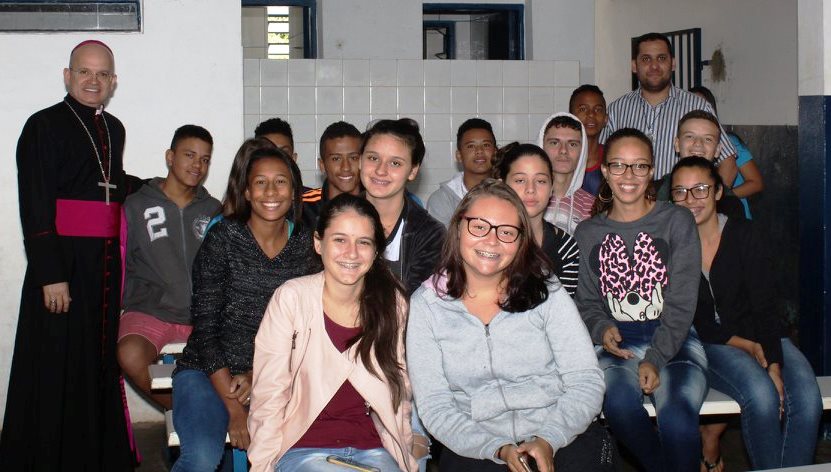 Dom Eduardo Malaspina segue em visita pastoral na cidade de Trabiju