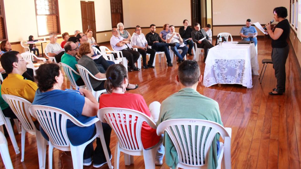 Coordenação Diocesana de Pastoral disponibiliza material sobre o Conselho Diocesano de Leigos