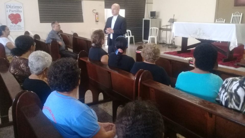 Dom Eduardo Malaspina visitou a futura instalação da Comunidade Sacerdotal