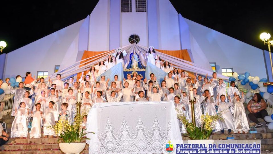 Alegria e devoção marcaram o encerramento do Mês Mariano