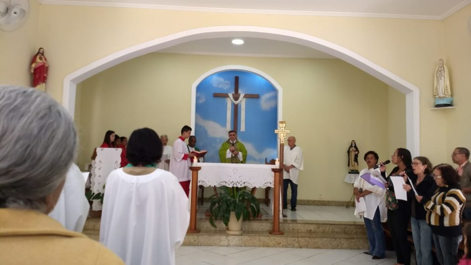 Bispo Diocesano visita Paróquia em que trabalhou por 5 anos