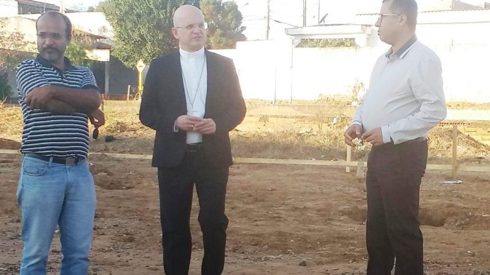 Futura instalação da Comunidade Sacerdotal recebe visita de Dom Eduardo Malaspina