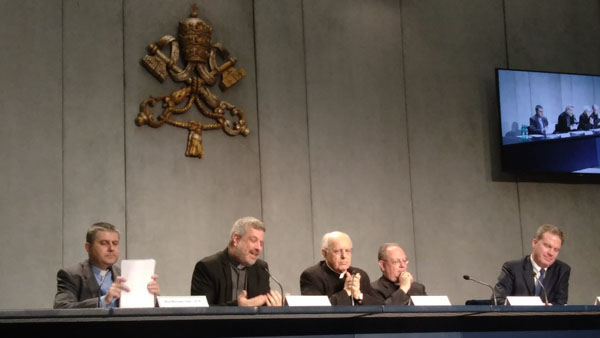 Sínodo dos Jovens: Vaticano apresenta documento de trabalho
