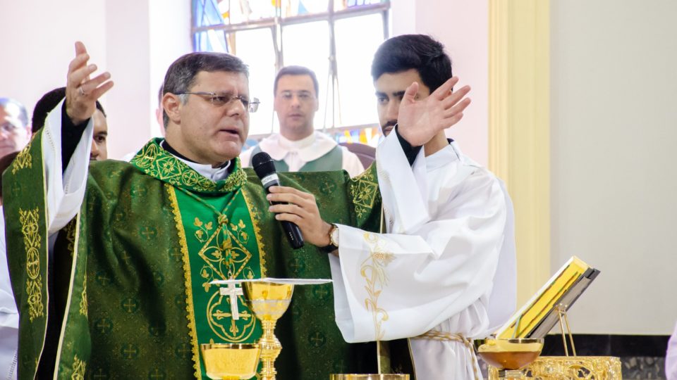 Dom Paulo Cezar Celebra Missa em Ação de Graças por seu aniversário natalício