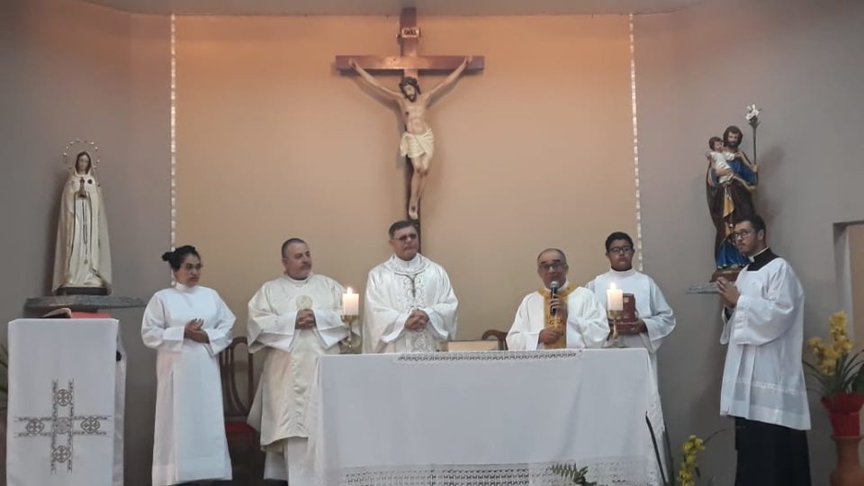 Missa de Abertura das Missões na Comunidade São Pedro e São Paulo área Pastoral Nossa Senhora de Guadalupe