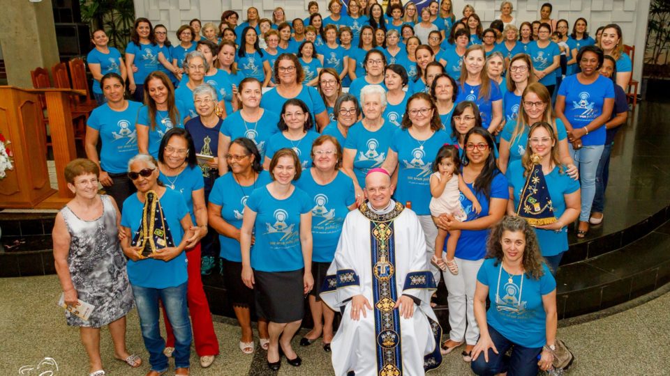 Bispo Auxiliar preside 5º dia da novena em honra a Padroeira do Brasil em Matão