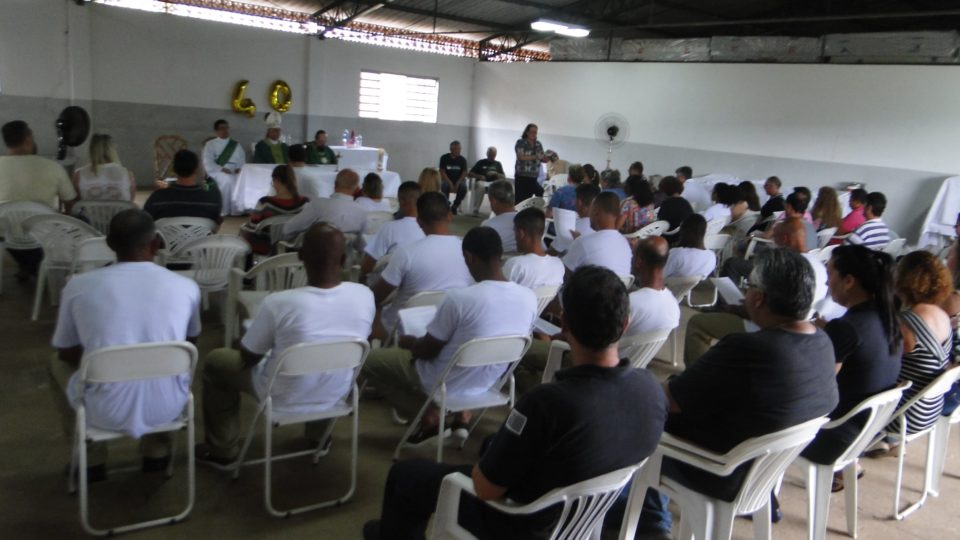 Bispo Diocesano celebra na Penitenciária de Itirapina