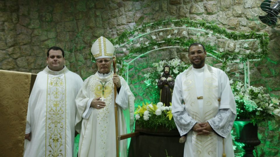 Dom Paulo Cezar celebra festa de São Francisco em Américo Brasiliense