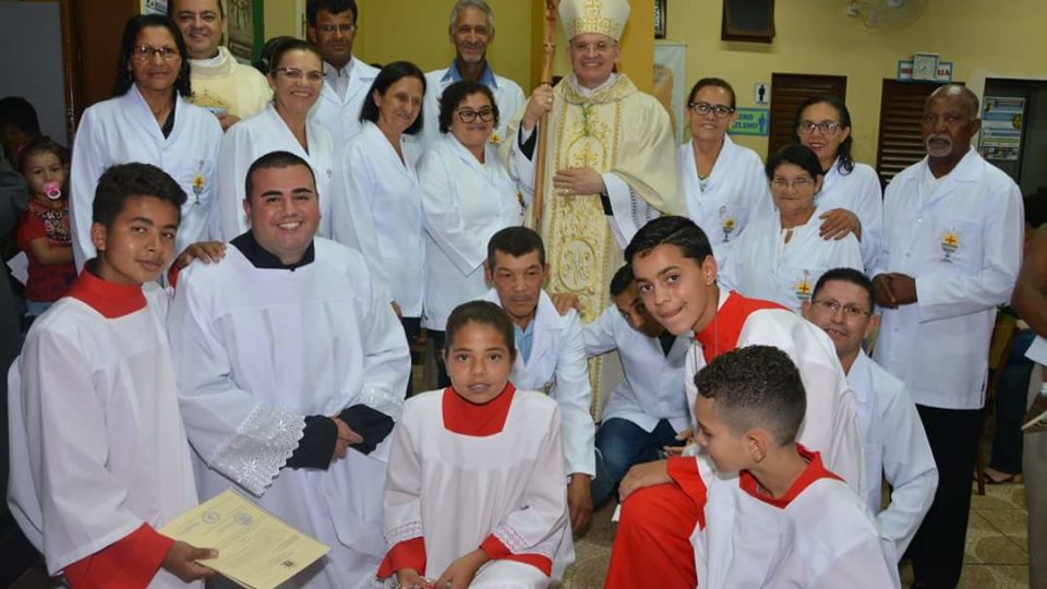 Dom Eduardo Malaspina preside missa de reinauguração da Paróquia São Francisco de Assis em Ibaté