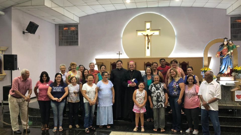 Paróquia Nossa Senhora Auxiliadora recebe Dom Eduardo