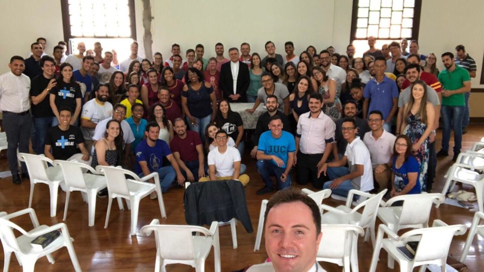 Setor Juventude se reuniu com Bispo Diocesano