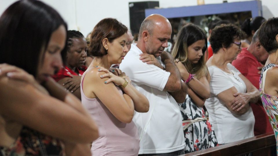 Dom Eduardo Malaspina preside SOS Oração em Trabiju