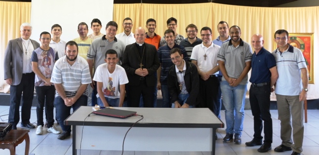 Bispo Auxiliar fala com Seminaristas durante Semana Filosófica